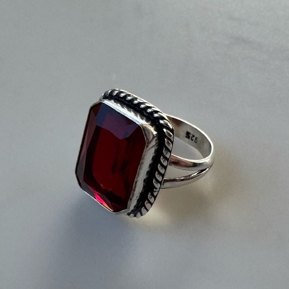 NWOT Sundance Red Sky Ring, Garnet, Sterling Silver - Picture 7 of 9